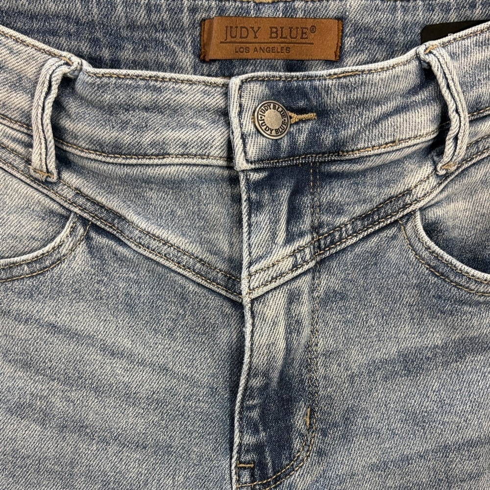 Judy Blue Wide Jeans - Picture 5 of 8